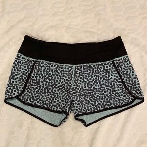 Lululemon Speed Up Short 4”-Size 8